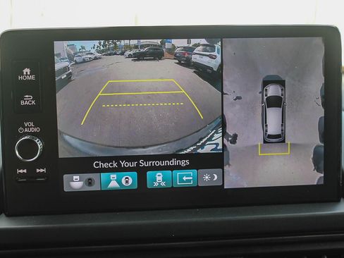 Used 2024 Honda Pilot TrailSport image 25