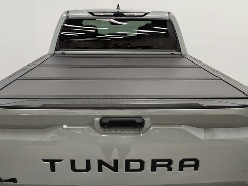 Used 2024 Toyota Tundra Limited AWD/4WD image 19