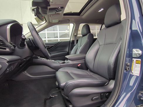 Used 2024 Subaru Outback Limited image 28