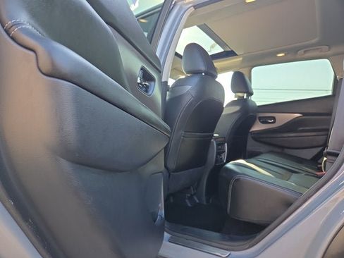 Used 2022 Nissan Murano SL w/ SL Moonroof Package image 9