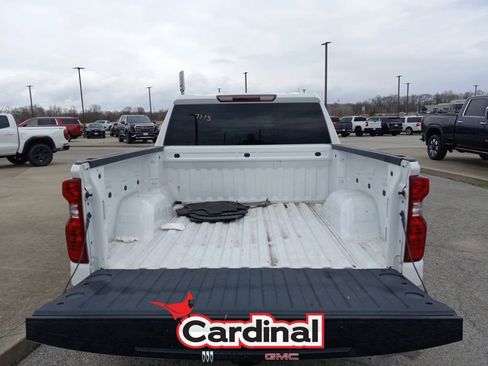Used 2022 Chevrolet Silverado 1500 LT image 8