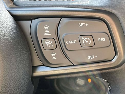 New 2026 Jeep Gladiator Sahara image 24