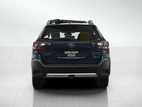 Used 2024 Subaru Outback Touring XT AWD/4WD image 4