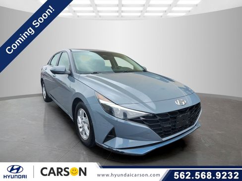 Used 2021 Hyundai Elantra SE FWD image 1