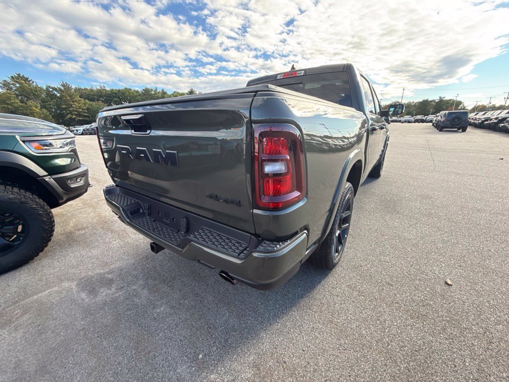 New 2027 RAM 1500 Laramie AWD/4WD image 5