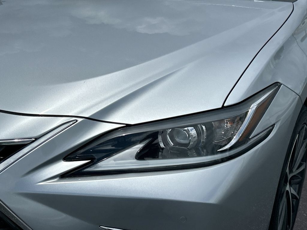 Used 2024 Lexus ES 350 w/ Premium Package FWD image 30
