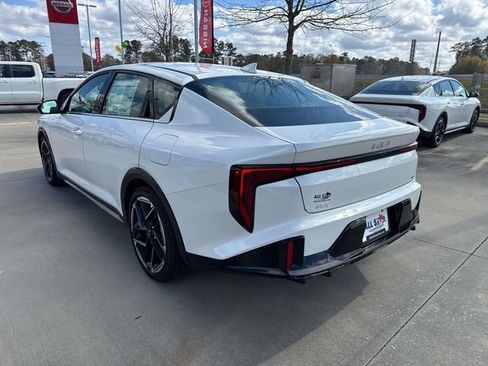 New 2026 Kia K4 GT-Line image 6
