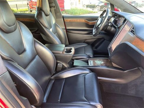 Used 2019 Tesla Model X Long Range image 35