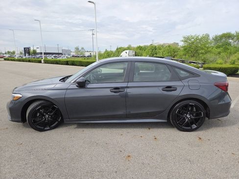 Used 2025 Honda Civic Sport image 13