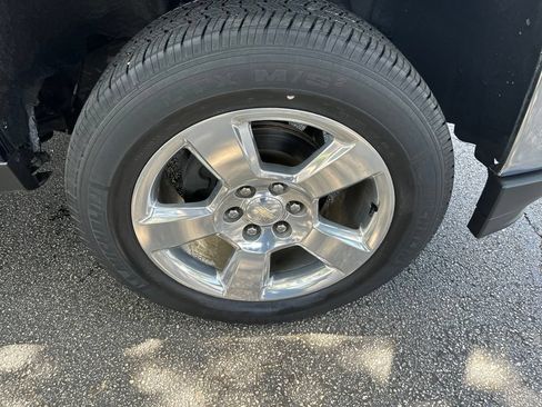 Used 2018 Chevrolet Silverado 1500 LT w/ Texas Edition RWD image 9