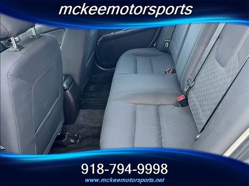 Used 2011 Ford Fusion SEL FWD image 6