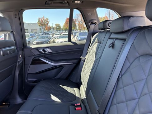 Certified 2025 BMW X5 xDrive40i image 32