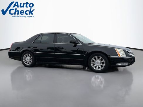 Used 2010 Cadillac DTS FWD image 1