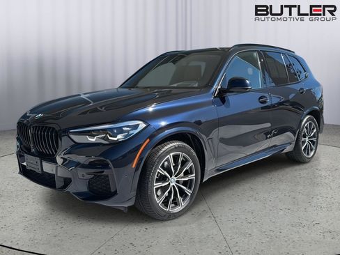 Used 2022 BMW X5 xDrive40i w/ M Sport Package image 1