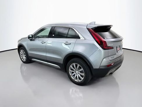 Used 2023 Cadillac XT4 Premium Luxury AWD/4WD image 5