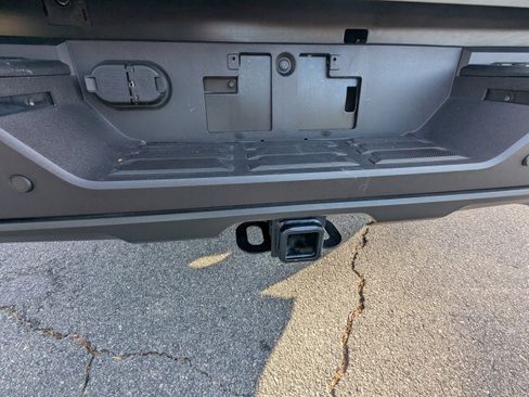 Used 2025 Toyota Tundra Limited image 27