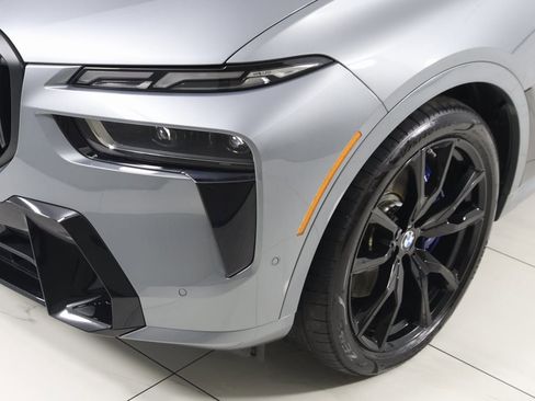 Used 2023 BMW X7 M60i w/ Executive Package image 71
