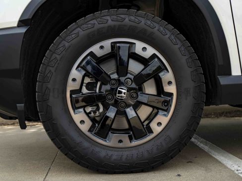 Used 2026 Honda Passport TrailSport Elite image 14
