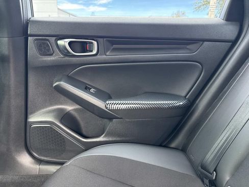Used 2023 Honda Civic Sport image 17
