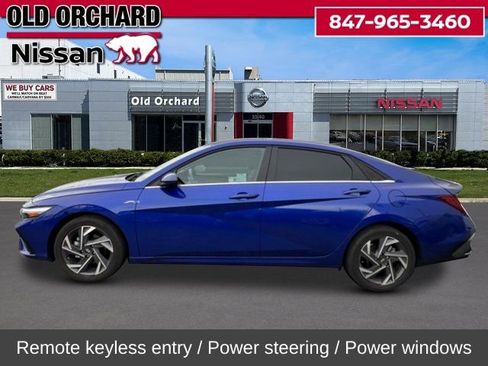 Used 2025 Hyundai Elantra SEL image 5