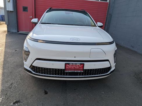 Used 2024 Hyundai Kona Limited image 7