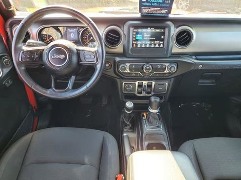 Used 2022 Jeep Wrangler Unlimited Sport image 19