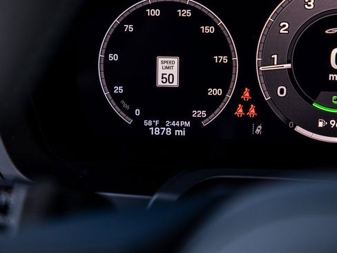 Used 2025 Porsche 911 Carrera GTS image 44