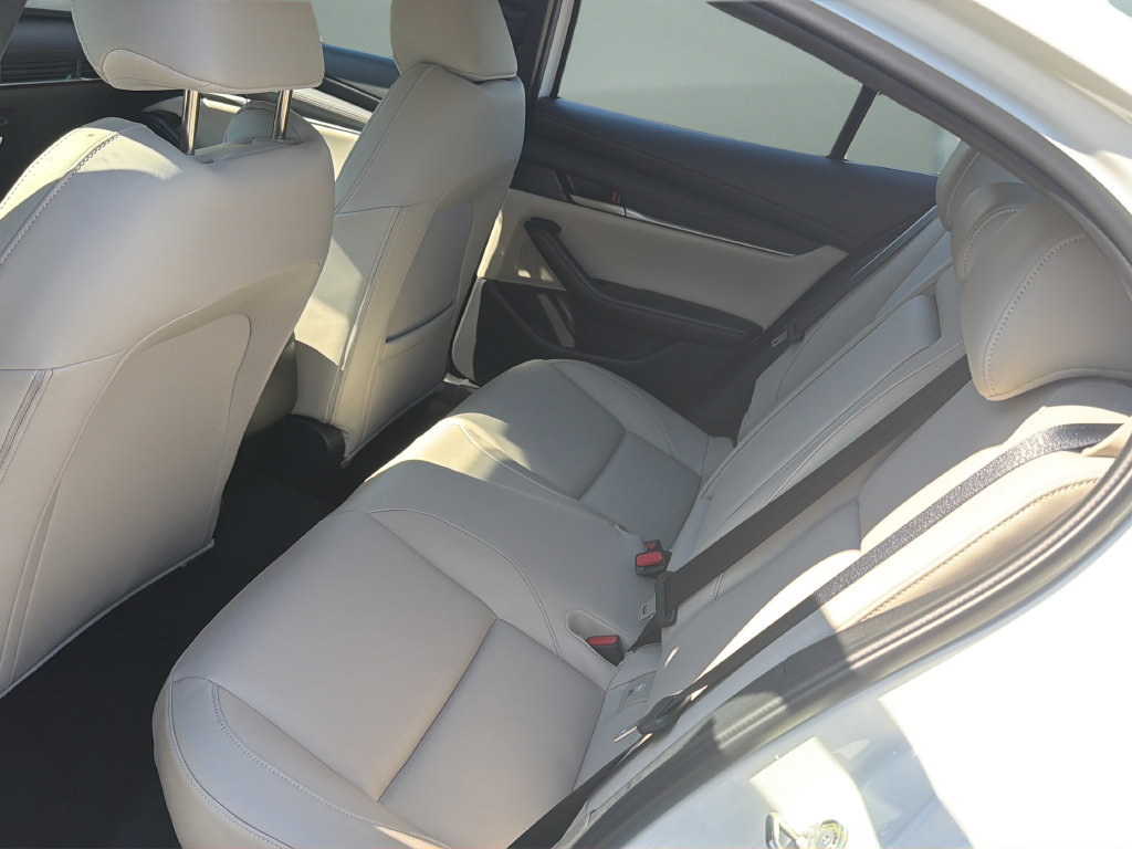 New 2026 MAZDA MAZDA3 2.5 S Sedan w/ Preferred Pkg FWD image 18