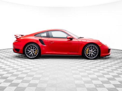 Used 2014 Porsche 911 Turbo S image 8