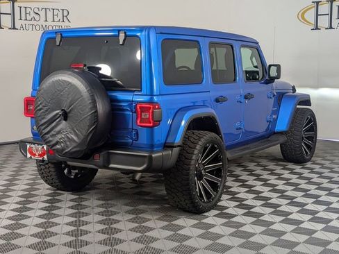 Used 2022 Jeep Wrangler Unlimited Sahara w/ LED Lighting Group AWD/4WD image 7