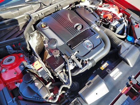 Used 2015 Mercedes-Benz SLK 250 w/ Premium Package image 11