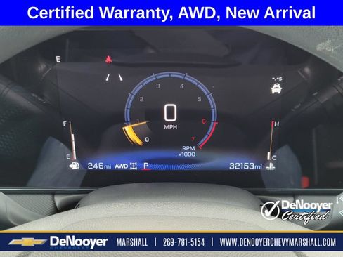 Used 2025 Chevrolet TrailBlazer LT AWD/4WD image 11