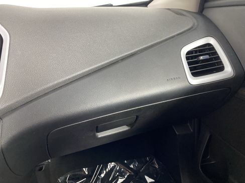 Used 2012 GMC Terrain SLE FWD image 25