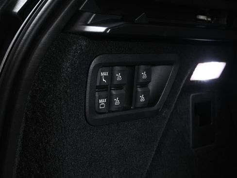 Certified 2023 BMW X7 xDrive40i w/ Executive Package image 42