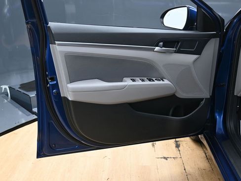 Used 2020 Hyundai Elantra ECO w/ Cargo Package (C1) image 39