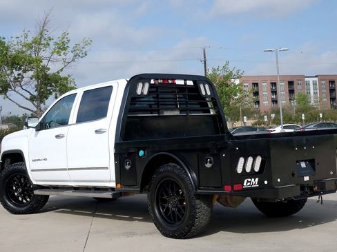 Used 2015 GMC Sierra 2500 Denali w/ Duramax Plus Package image 17