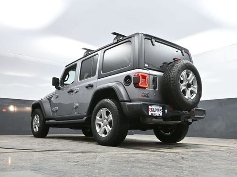 Used 2018 Jeep Wrangler Unlimited Sport S image 49