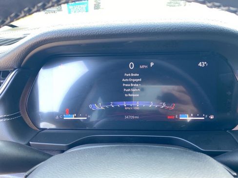 Used 2023 Jeep Grand Cherokee Limited w/ Black Appearance Package AWD/4WD image 95