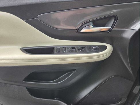 Used 2017 Buick Encore Preferred FWD image 20