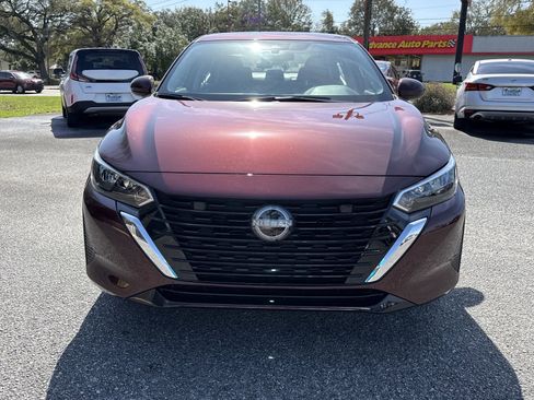 Used 2025 Nissan Sentra SV image 8