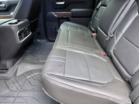 Used 2019 Chevrolet Silverado 1500 High Country w/ Technology Package image 13