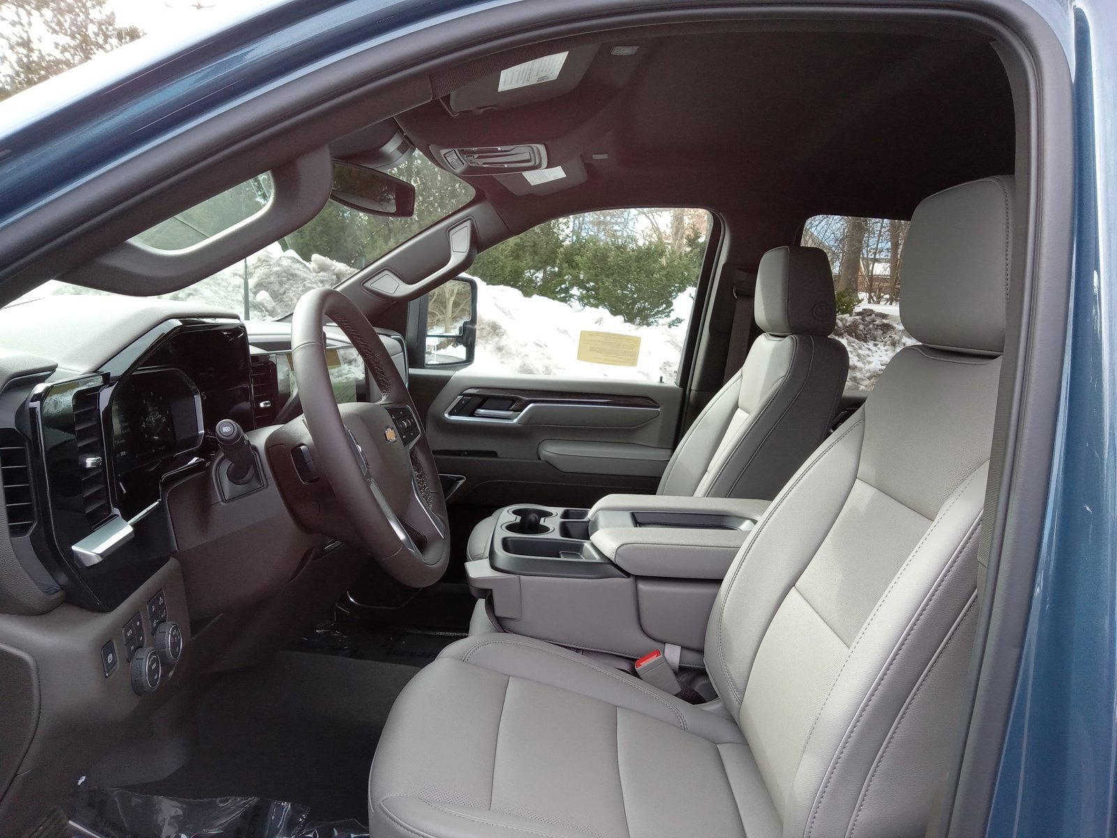 Used 2026 Chevrolet Silverado 2500 LTZ AWD/4WD image 10