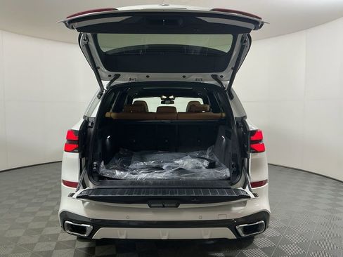 New 2026 BMW X5 sDrive40i w/ M Sport Package image 30