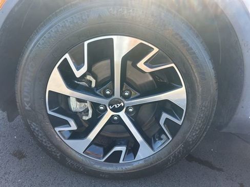 Used 2023 Kia Sportage EX image 25