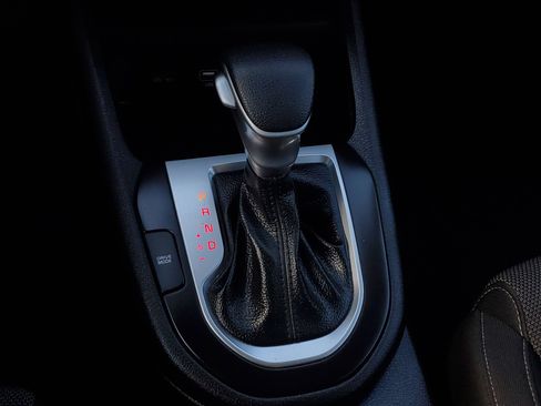 Used 2024 Kia Forte LXS image 27