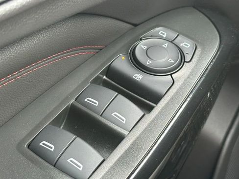 Used 2025 Chevrolet Trax RS w/ Driver Confidence Package image 26