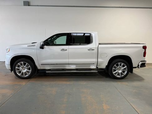 Certified 2024 Chevrolet Silverado 1500 High Country w/ High Country Premium Package image 2