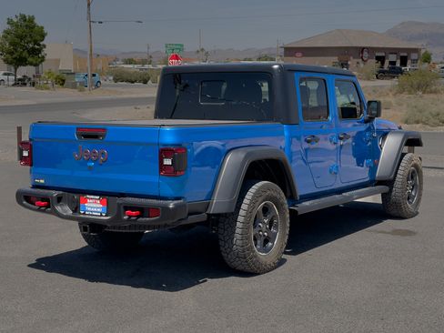 Used 2023 Jeep Gladiator Rubicon w/ LED Lighting Group AWD/4WD image 5