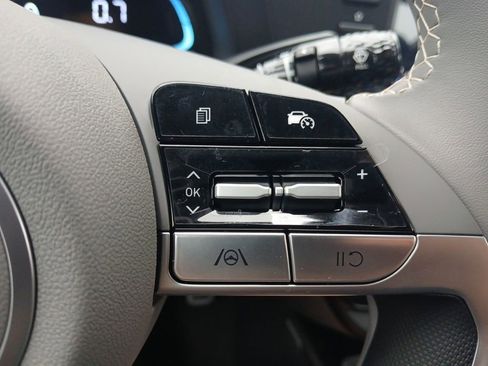 New 2026 Hyundai Elantra Sport FWD image 18