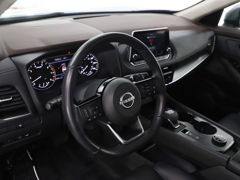 Used 2023 Nissan Rogue SV w/ SV Premium B Package image 21